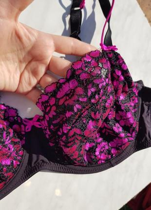 Лифчик, бюстгальтер