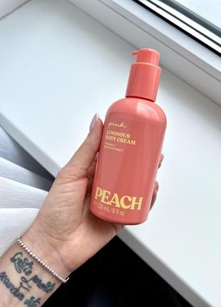 Лосьйон для тіла з шиммером peach victoria’s secret