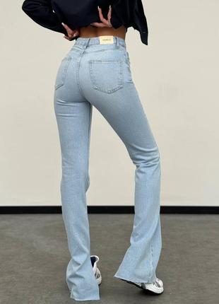 Жіночі прямі джинси на високій посадці, класичні, клеш, розширені, скіні, труби, сірі, блакитні, штани, джинс7 фото
