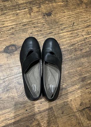 Clarks 39 sale