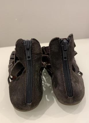 Замшеві, шкіряні босоніжки, сандалі, гладиатори vagabond