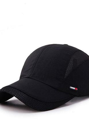Легкая черная бейсболка женская мужская спортивная