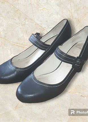 Шкіряні туфлі clarks мері джейн