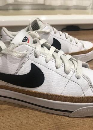 Кросівки nike
