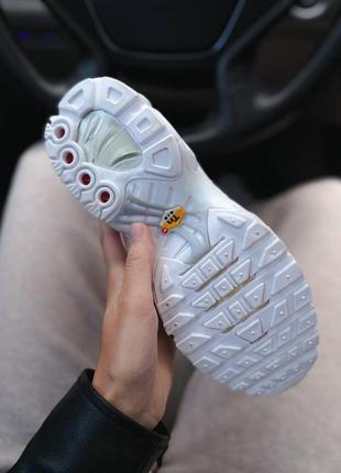 Женские кроссовки  nike air max plus tn white silver6 фото