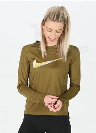 Лонгслив nike