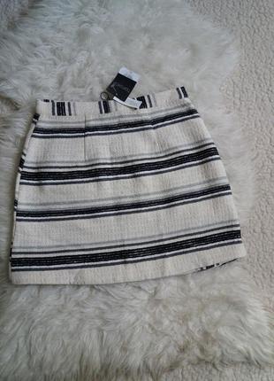 Плотная коттоновая юбка-трапеция на молнии спереди7 фото