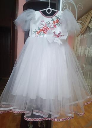 Детское платье в украинском стиле