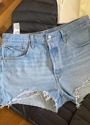 Голубые шорты levis1 фото