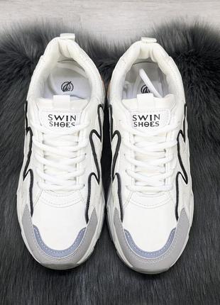 Кросівки жіночі білі з персиковим на об'ємній підошві swin 44426 фото