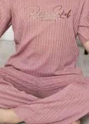 Пижама для девочек 
тканина рубчик 
размер 5-14 лет
цена 280
производитель туречки


пудра1 фото