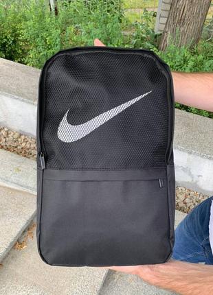 Мужской рюкзак молодежный спортивный плотный для парня городской непромокаемый повседневный черный nike7 фото
