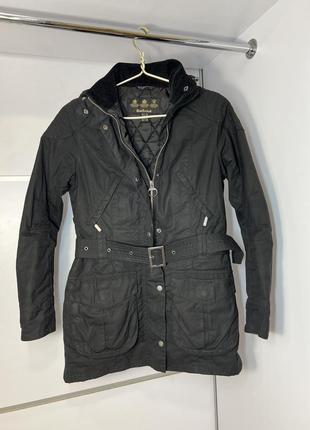 Женская ваксовая парка barbour size s