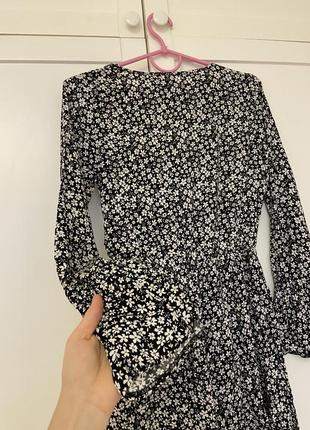 Бавовняний ромпер у квітковий принт, рукави ліхтарики чорно-білий,базовий універсальне коротке плаття шорти7 фото