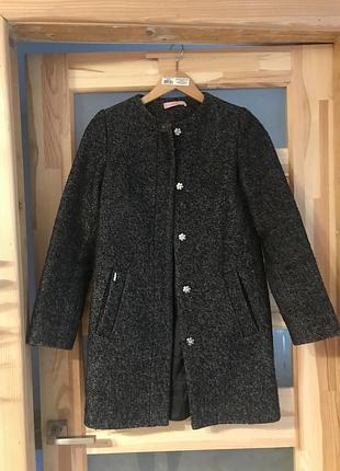 Пальто на холодну осінь.