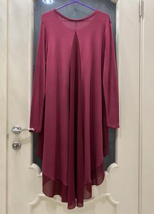 Туника с асимметричной длиной и длинным рукавом