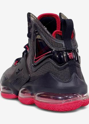 Nike lebron xix: баскетбольные кроссовки нового поколения4 фото