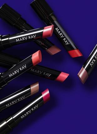 Суперзволожувальна помада для губ mary kay рожеве свято festive pink8 фото