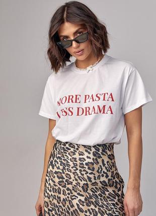 Жіноча футболка з написом more pasta less drama5 фото