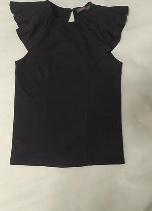 Гольф топ черный с рюшами