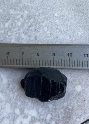 Шерл необроблений натуральний 30*22*15 мм камінь кристал чорний турмалін.6 фото