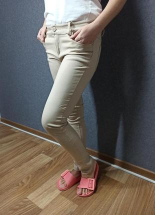 Брюки бежевые размер s,m