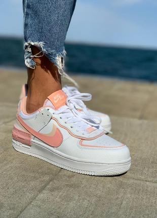 Жіночі кросівки найк nike air force 1 white shadow/peach