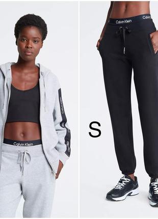 Костюм calvin klein на флисе