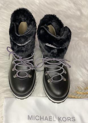 Зимние ботинки michael kors1 фото
