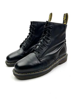 Оригінальні черевики dr. martens