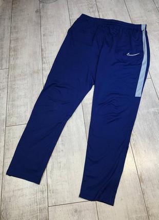 Спортивные штаны nike  dri fit