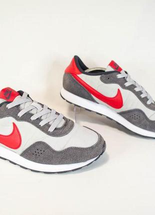 Nike є valiant кросівки для бігу оригінал! розмір 39-40 25 см1 фото