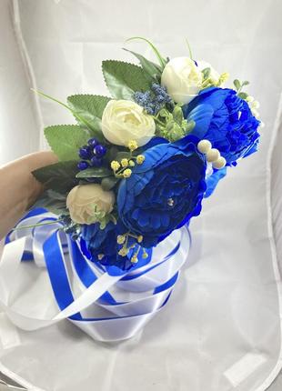 Вінок на голову з об'ємними квітами синьої півонії