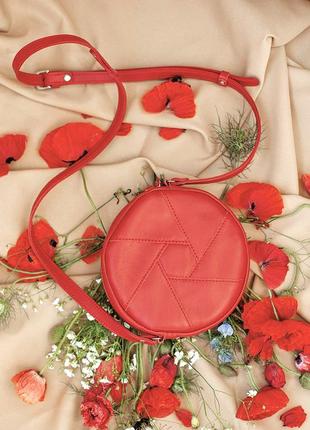 Шкіряна кругла жіноча сумка бон-бон червона3 фото