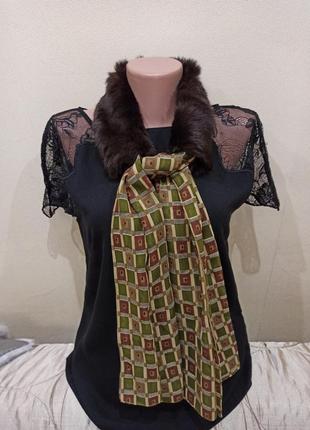 Шарф з натуральним коміром