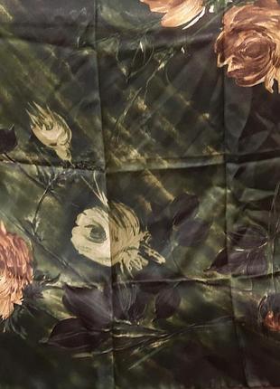 Шаль хустку в троянди