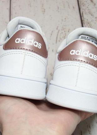 Adidas кросівки для дівчинки5 фото