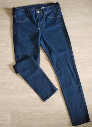 Жіночі джинси скіні