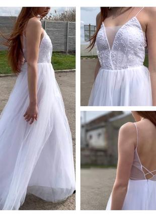 Весільна сукня з відкритою спинкою7 фото