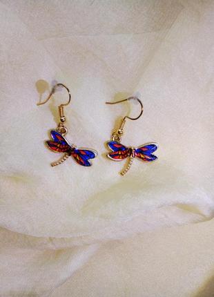 Необычные серьги синие стрекозы