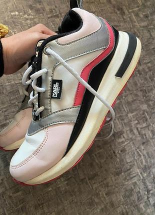 Кроссовки 35 6