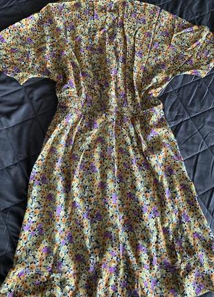 Платье в цветочный принт 5