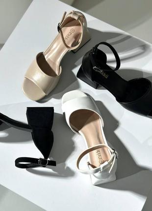 Стильные женские босоножки в бежевом белом и черном цвете ❤️❤️❤️