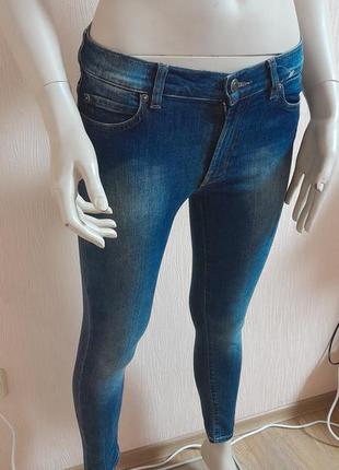 Шикарні жіночі джинси синього кольору приталеного крою hugo boss gemini made in egypt4 фото