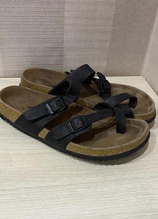 Шлепанцы в стиле birkenstock