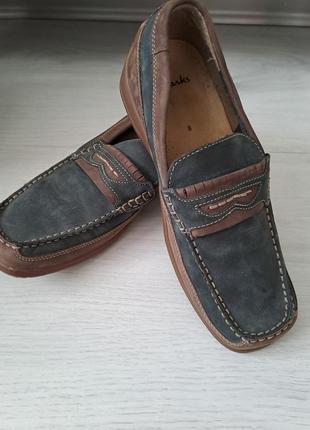 Чловічі мокасини clarks