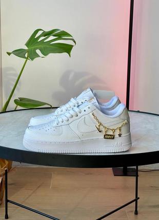 Женские кроссовки nike air force