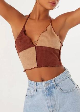 Топ коричневый черно-белый кофточка шея вязаный майка