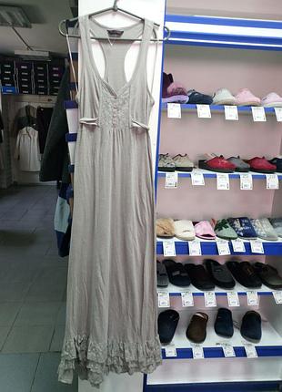 Сукня жіноча