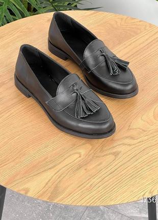 Чорні базові туфлі лофери в шкірі4 фото